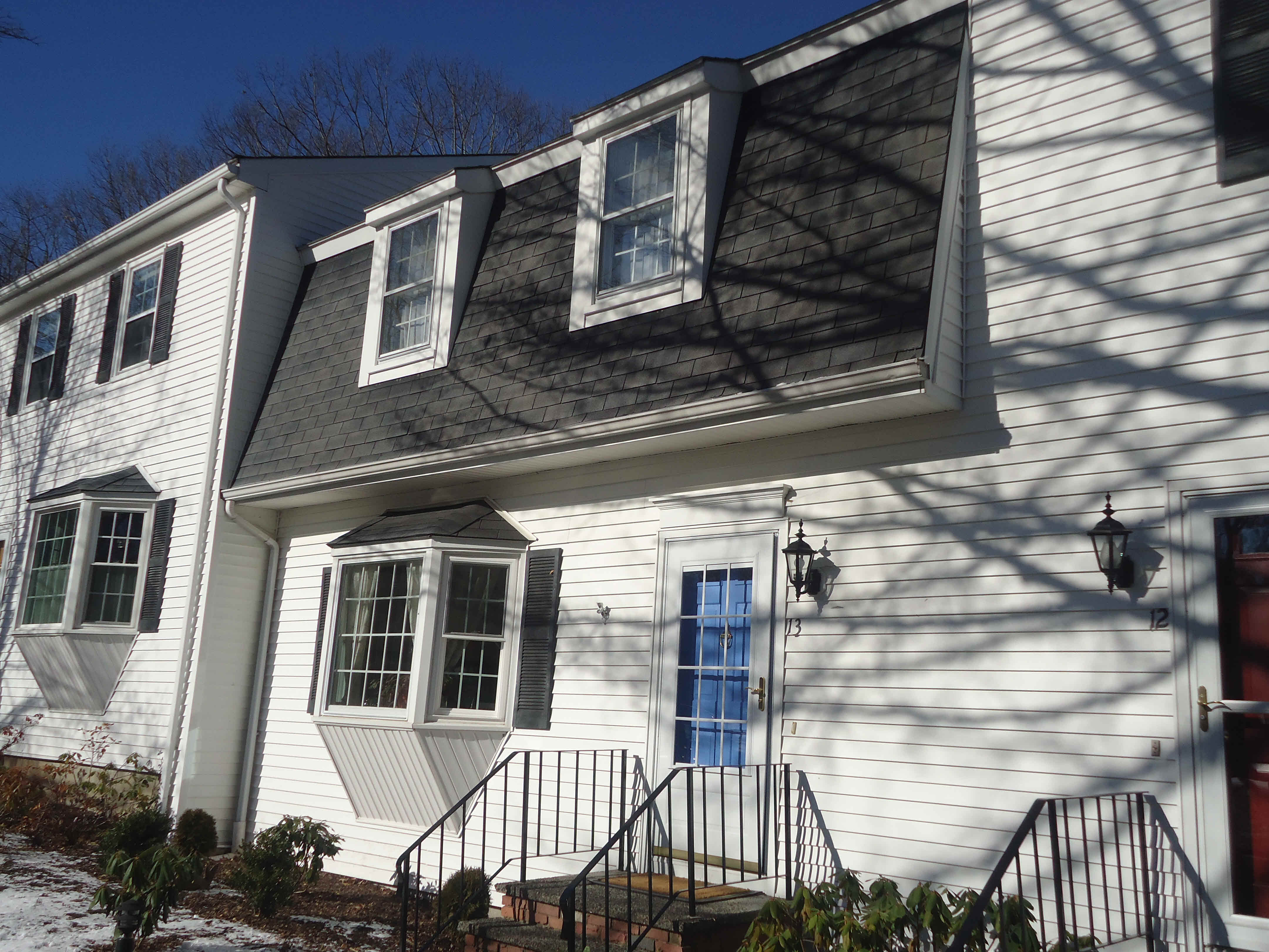 Building photograph for 13 BRIDGEWATER COMMON LN